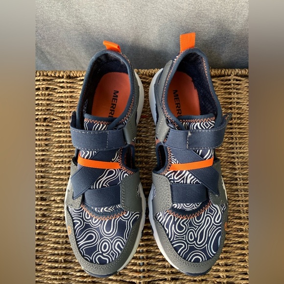 EUC Merrell Hydro Free Roam Sandal - Big Kids' Size 4M - Picture 3 of 14